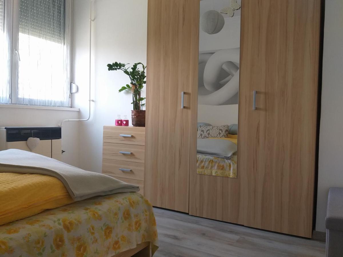 Simon Apartman Tiszafüred Zewnętrze zdjęcie