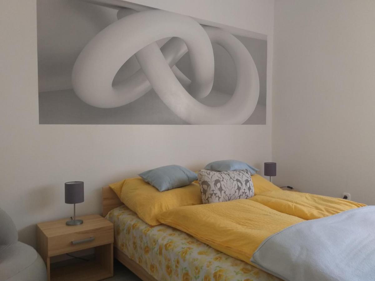 Simon Apartman Tiszafüred Zewnętrze zdjęcie